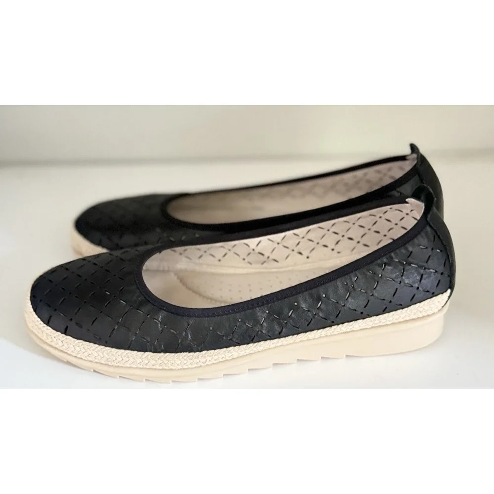 Enjoiya Women's Cut Out Slip‎ On Black Beige Espadrille Look Size 40 US 9 - 9.5
